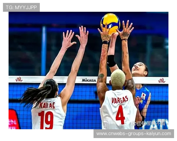 女排重炮连续扣杀，点燃赛场激情的终极武器