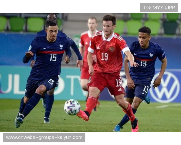 球员转会期被拍见客户会面，合同谈判被媒体放大